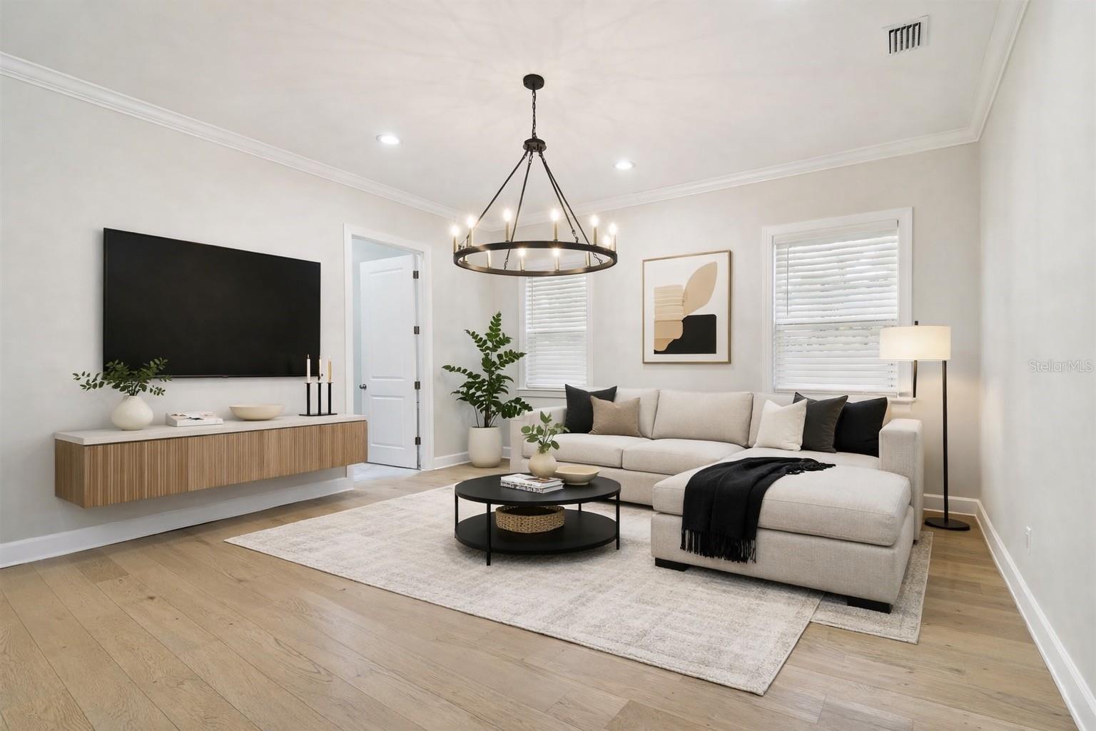 MAC DILL HEIGHTS - Residential