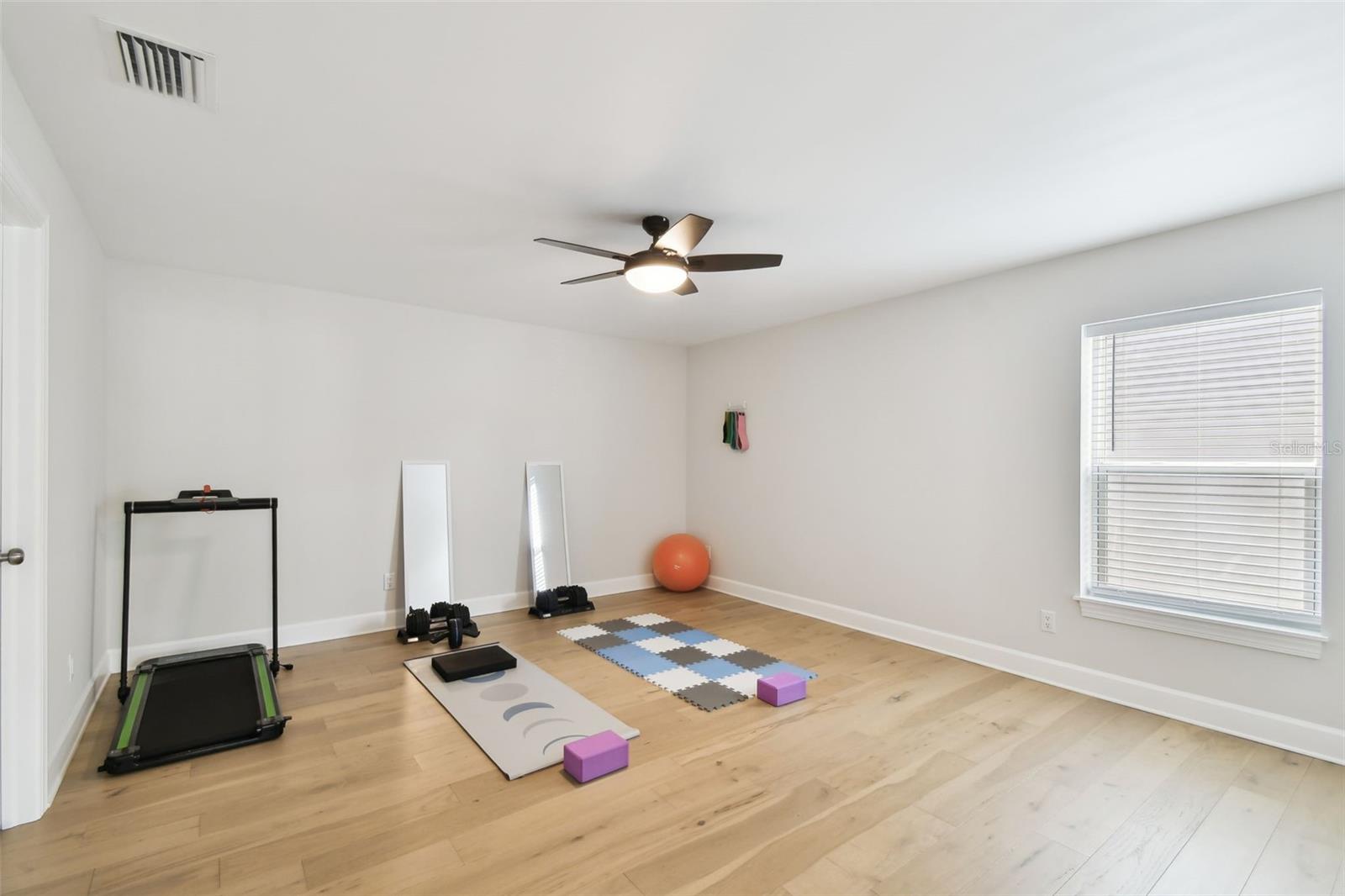 MAC DILL HEIGHTS - Residential