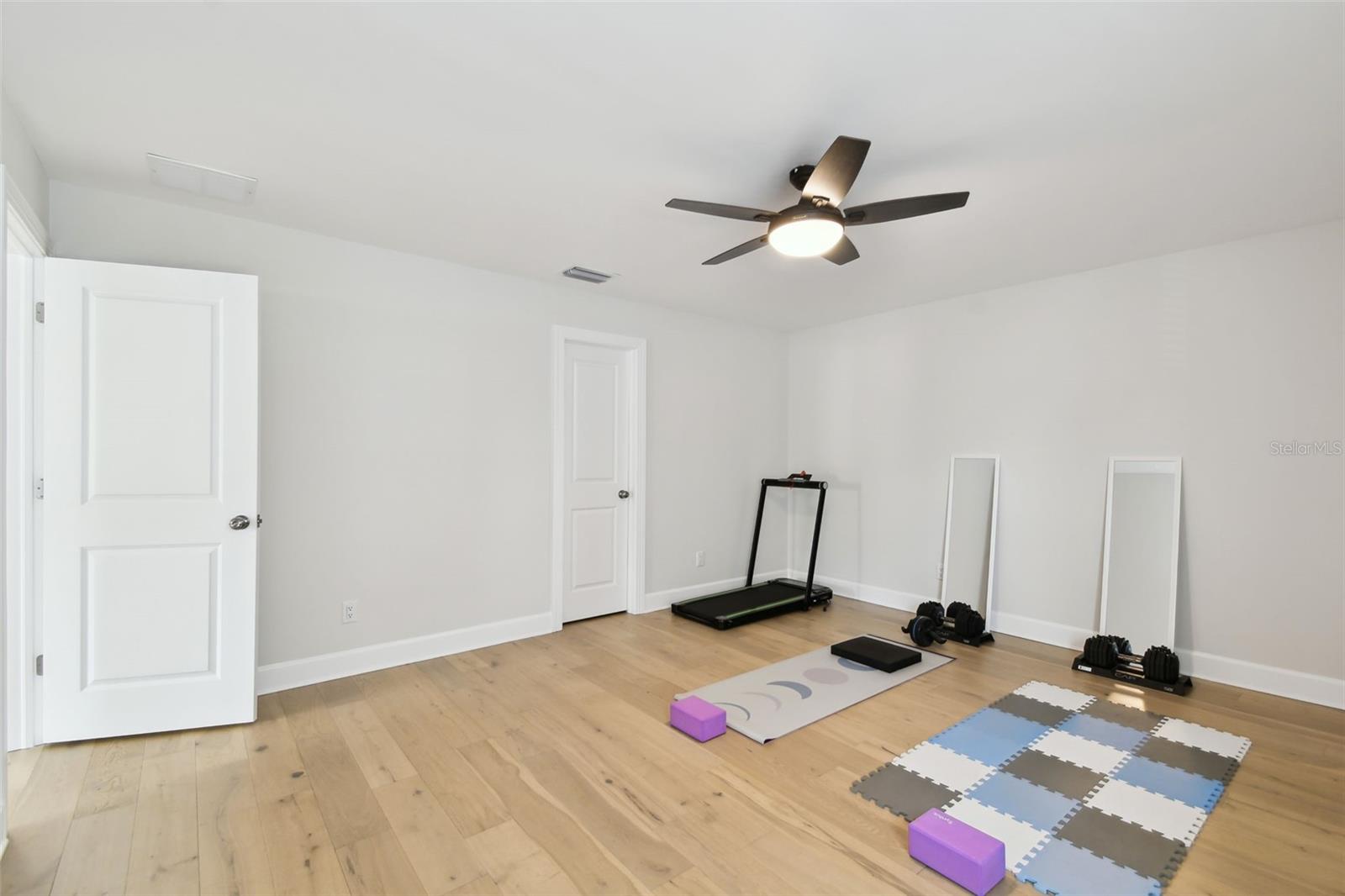 MAC DILL HEIGHTS - Residential