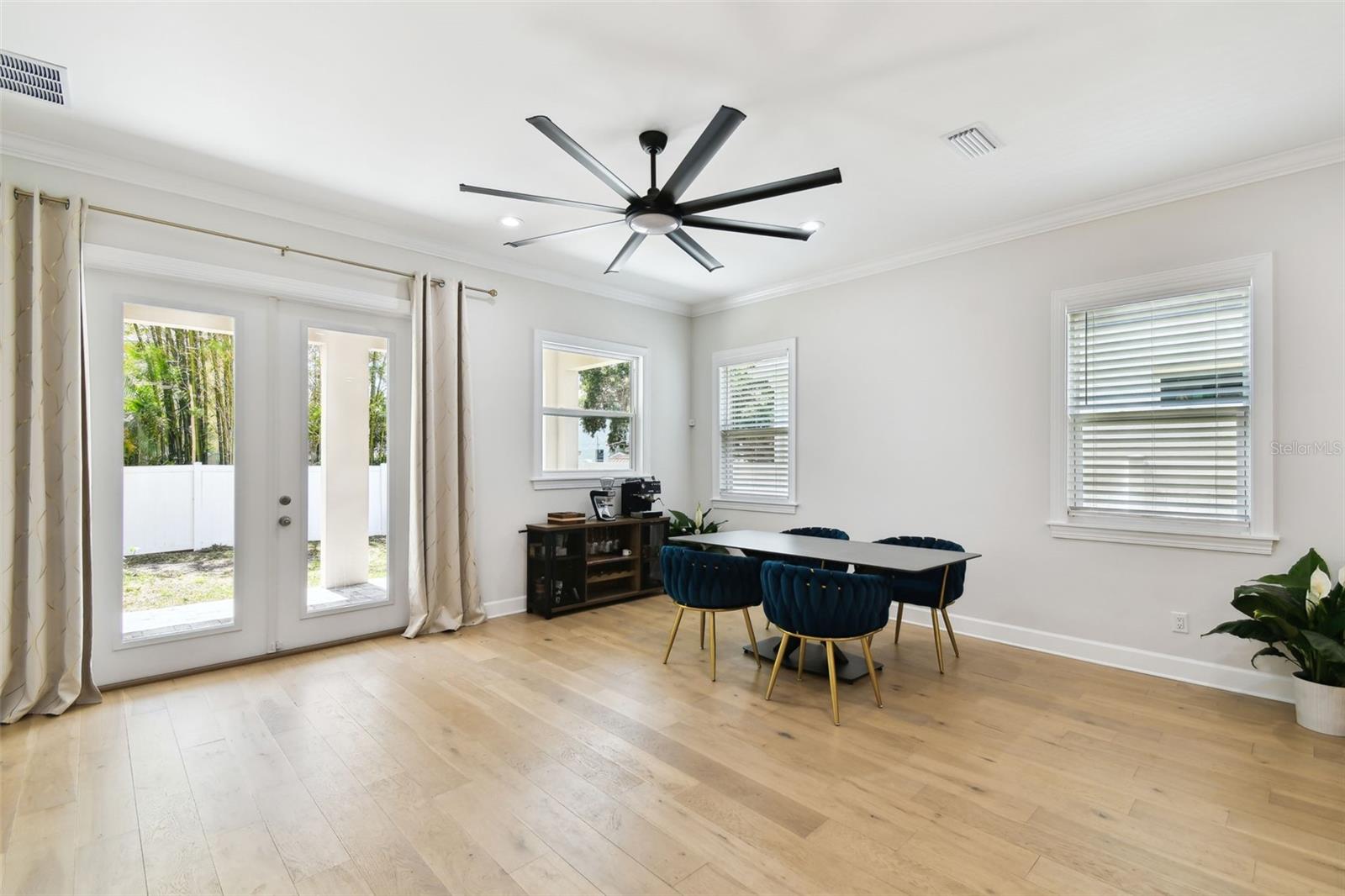 MAC DILL HEIGHTS - Residential