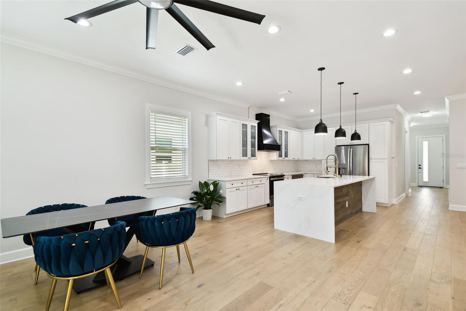 MAC DILL HEIGHTS - Residential