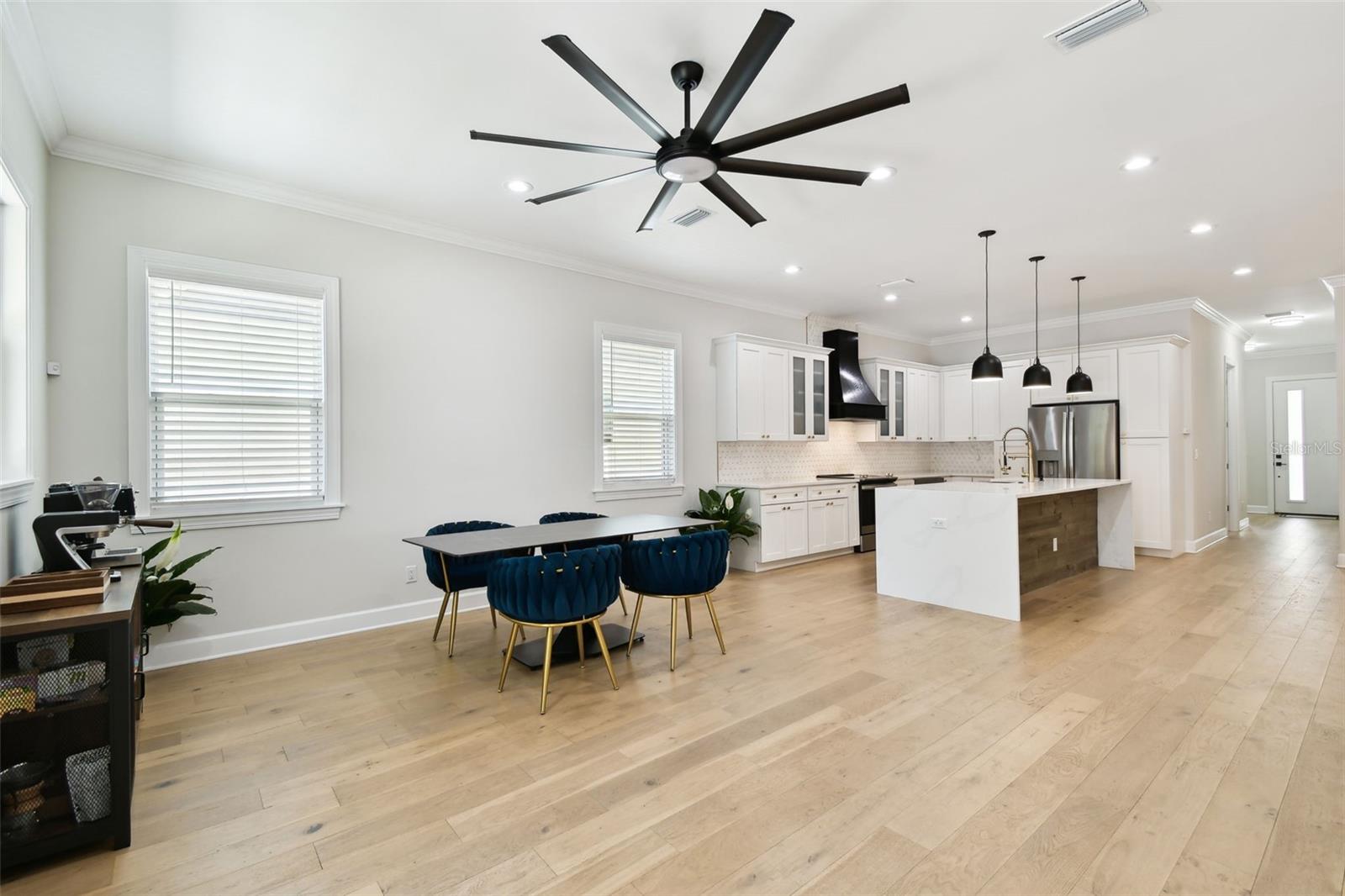 MAC DILL HEIGHTS - Residential