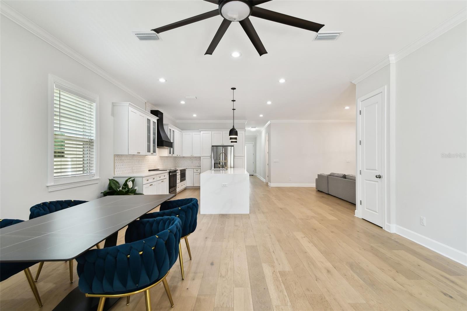 MAC DILL HEIGHTS - Residential