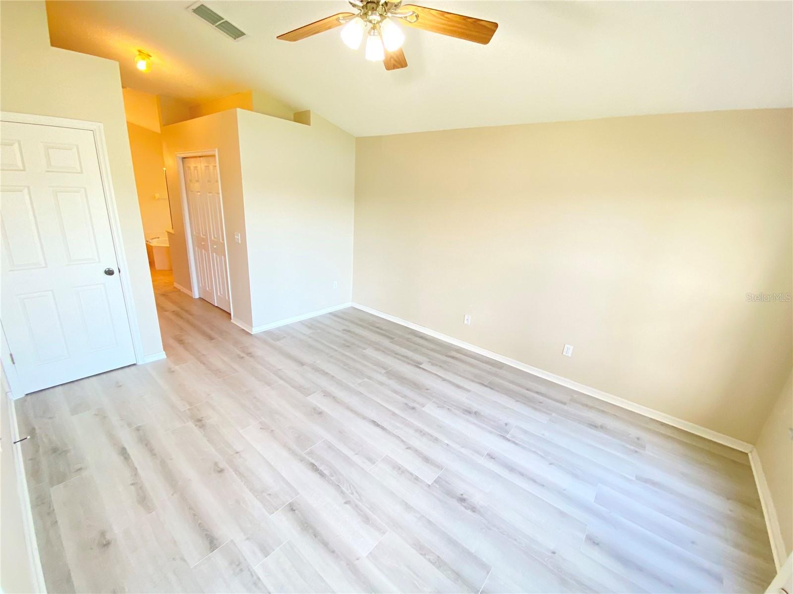 WATERFORD CHASE VILLAGE TR D - Residential