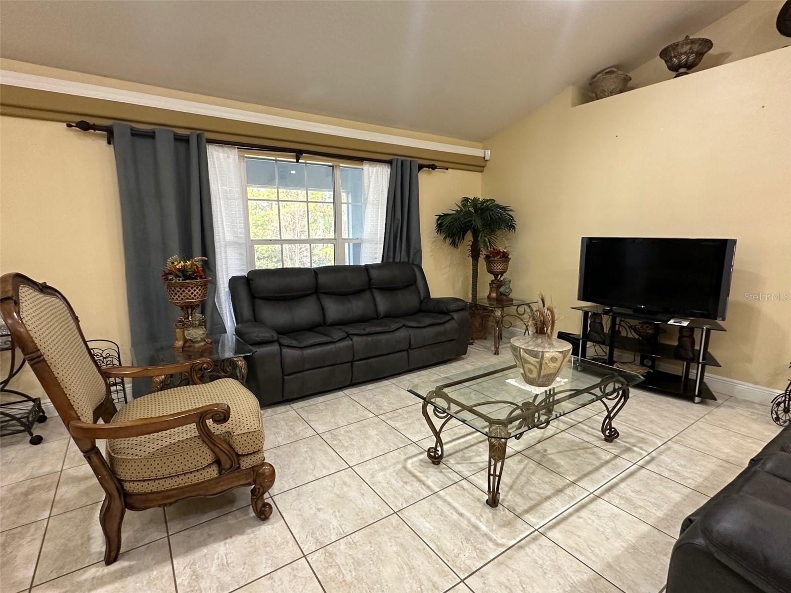 MARION OAKS 01 - Residential