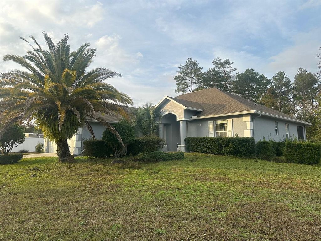 Photo of 15074 SW 46th Circle, Ocala, FL 34473 (MLS # OM716319)
