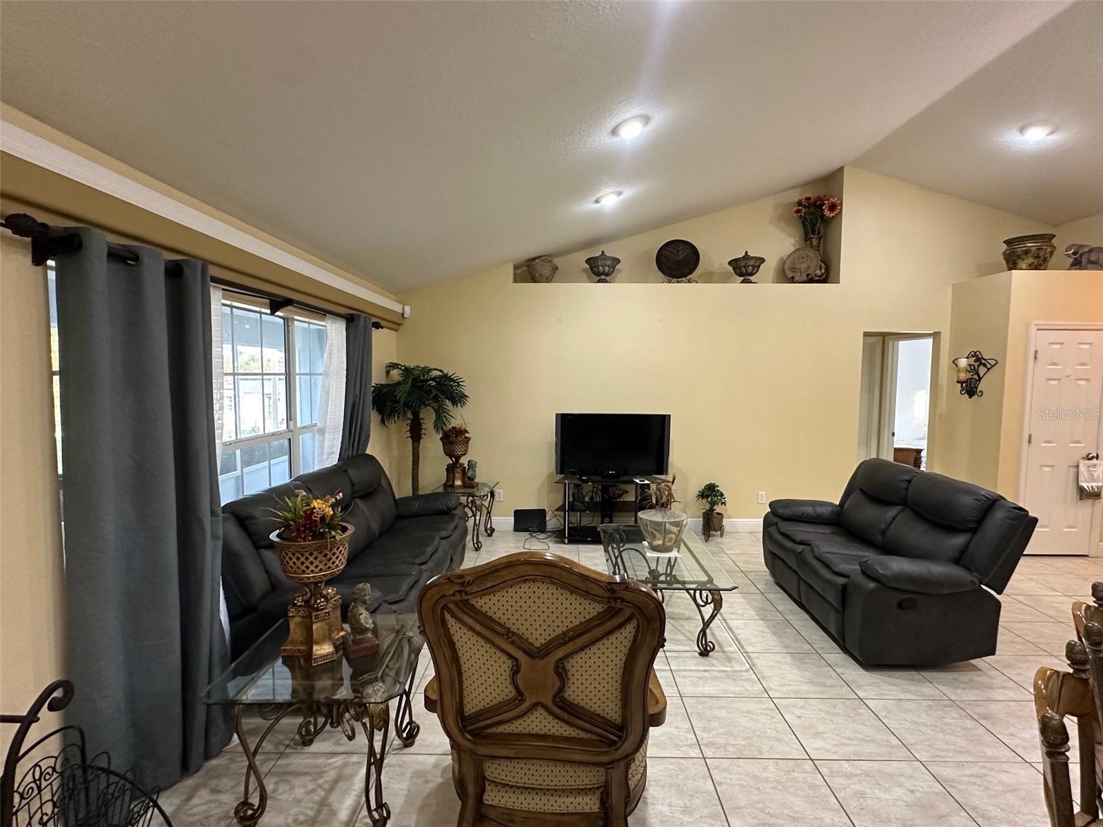 MARION OAKS 01 - Residential