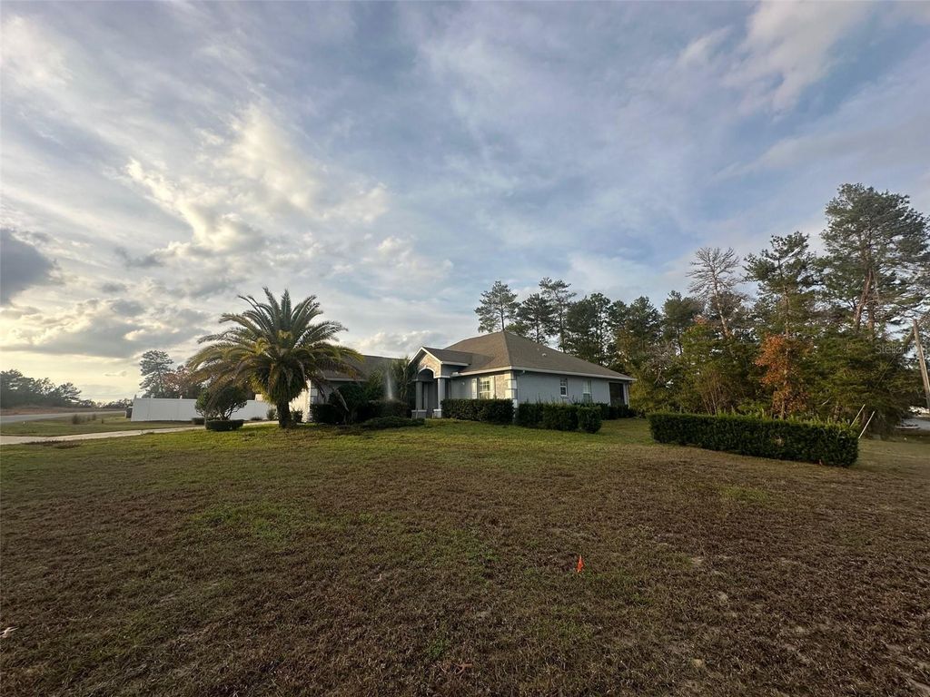 Photo of 15074 SW 46th Circle, Ocala, FL 34473 (MLS # OM716319)