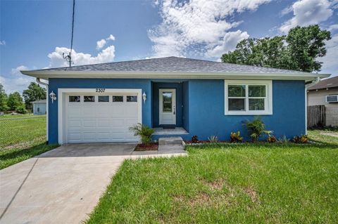 Photo of 2307 N 47th Street, Tampa, FL 33605 (MLS # TB8393885) Photo of 2307 N 47th Street, Tampa, FL 33605 (MLS # TB8393885)
