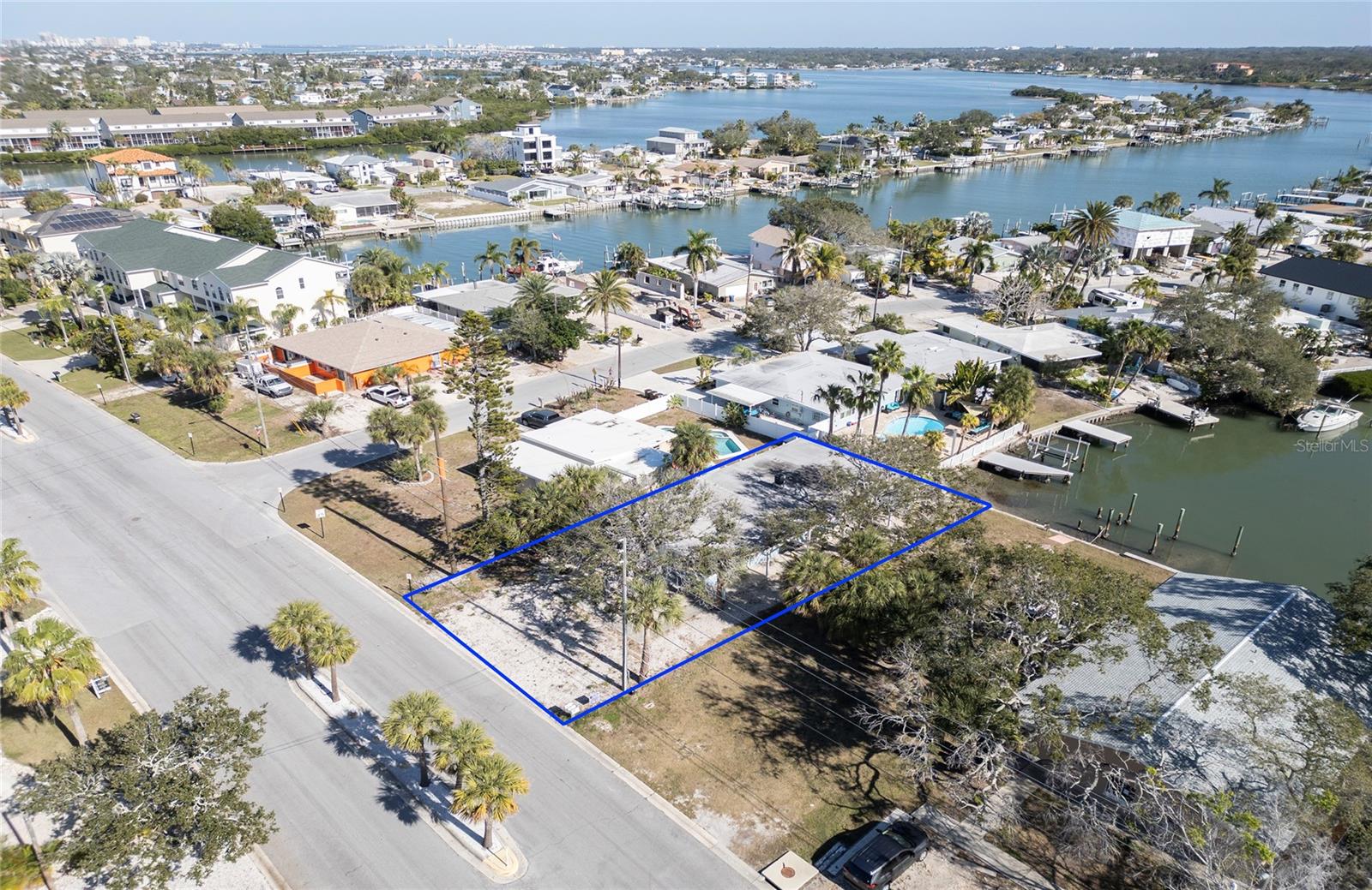 BAHIA VISTA SUB - Residential Income