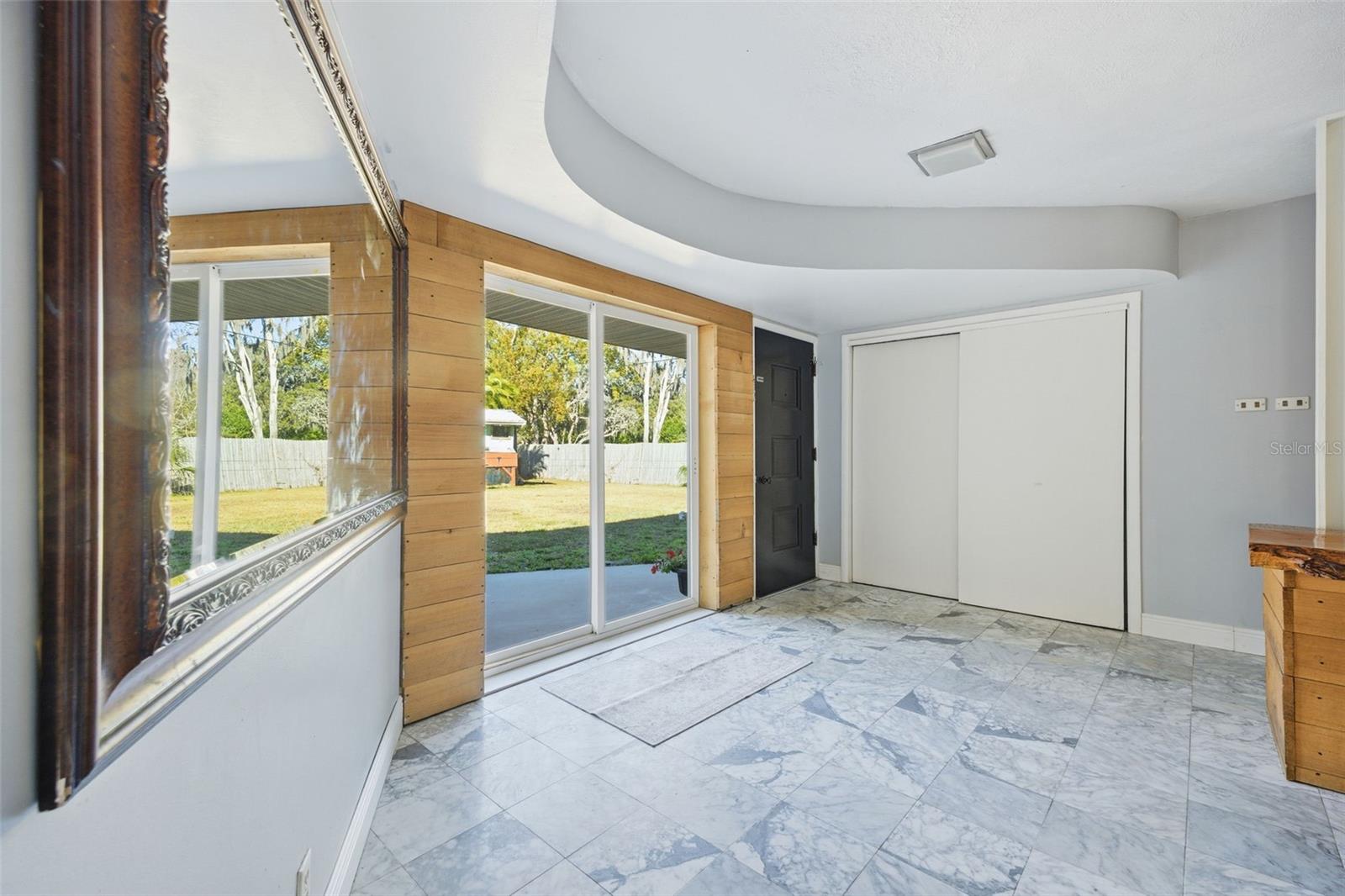 WARREN ESTATES - Residential