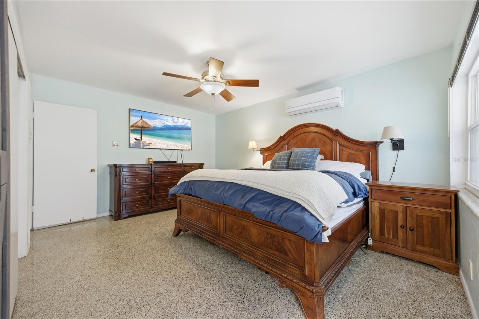 WARREN ESTATES - Residential