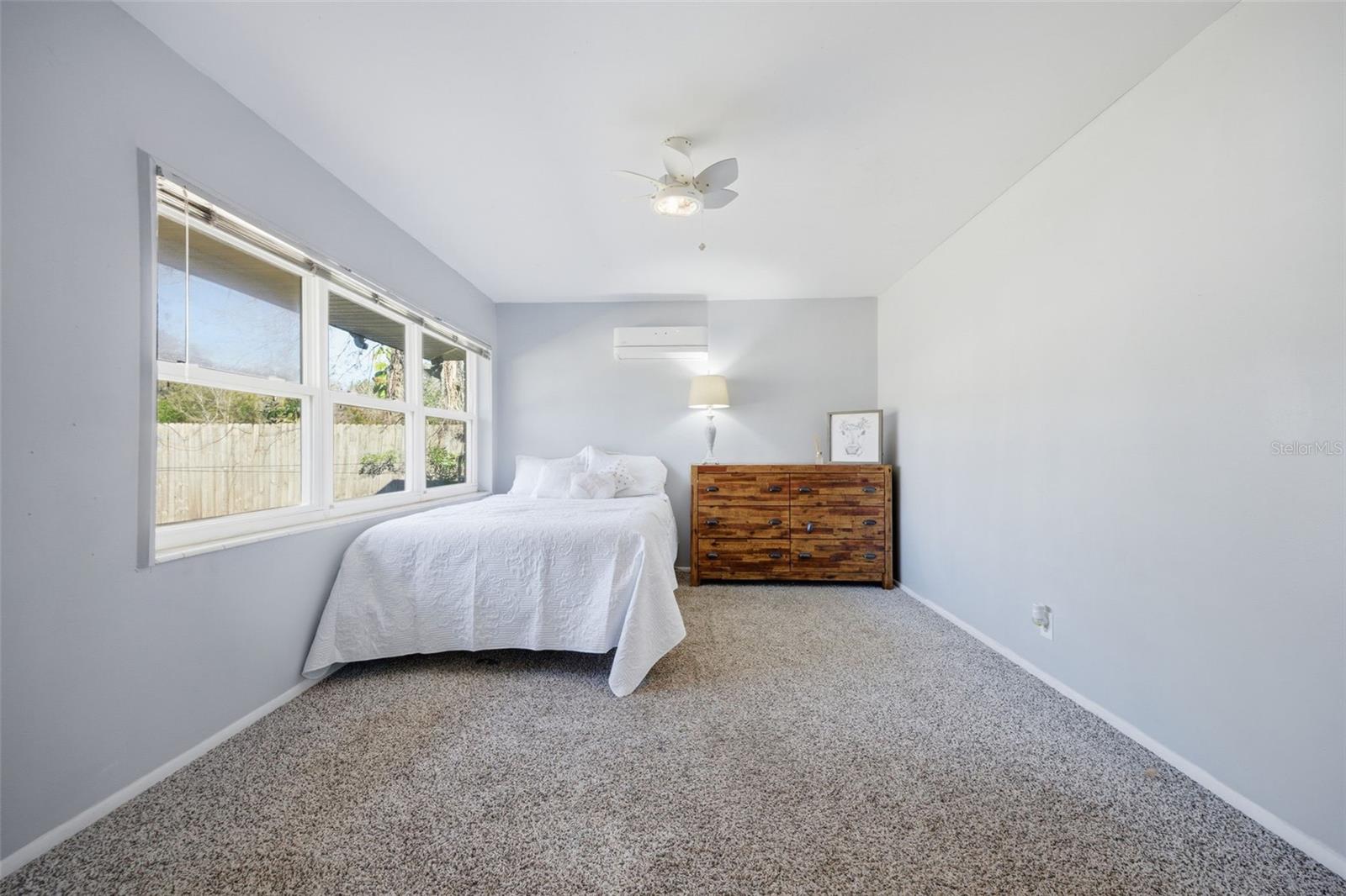 WARREN ESTATES - Residential