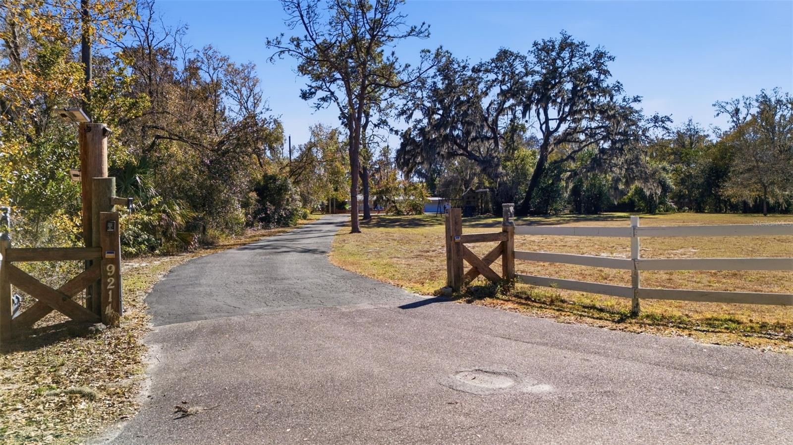 WARREN ESTATES - Residential