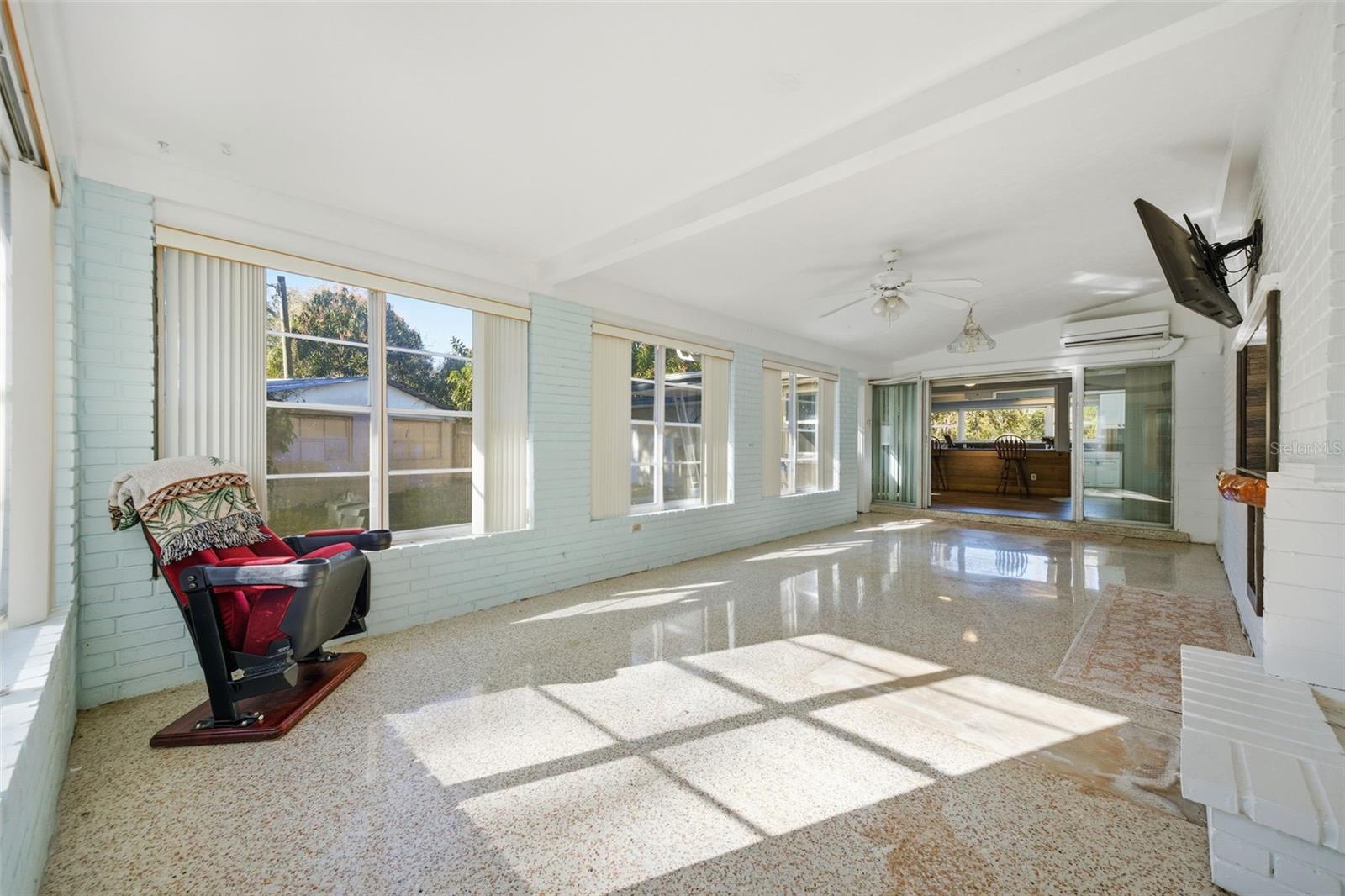 WARREN ESTATES - Residential