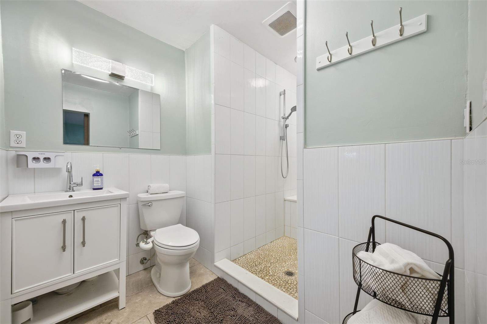 WARREN ESTATES - Residential