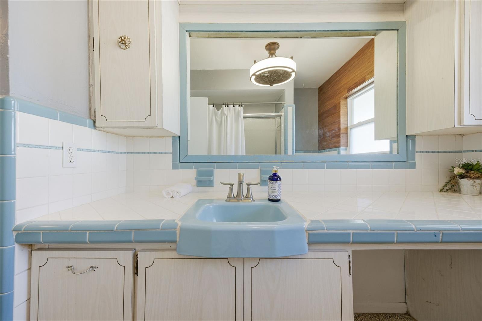 WARREN ESTATES - Residential