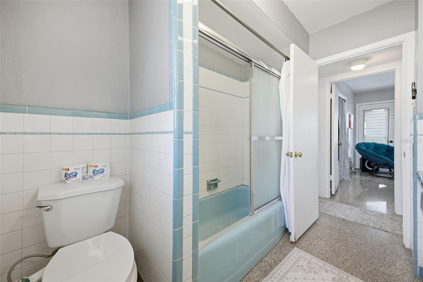 WARREN ESTATES - Residential