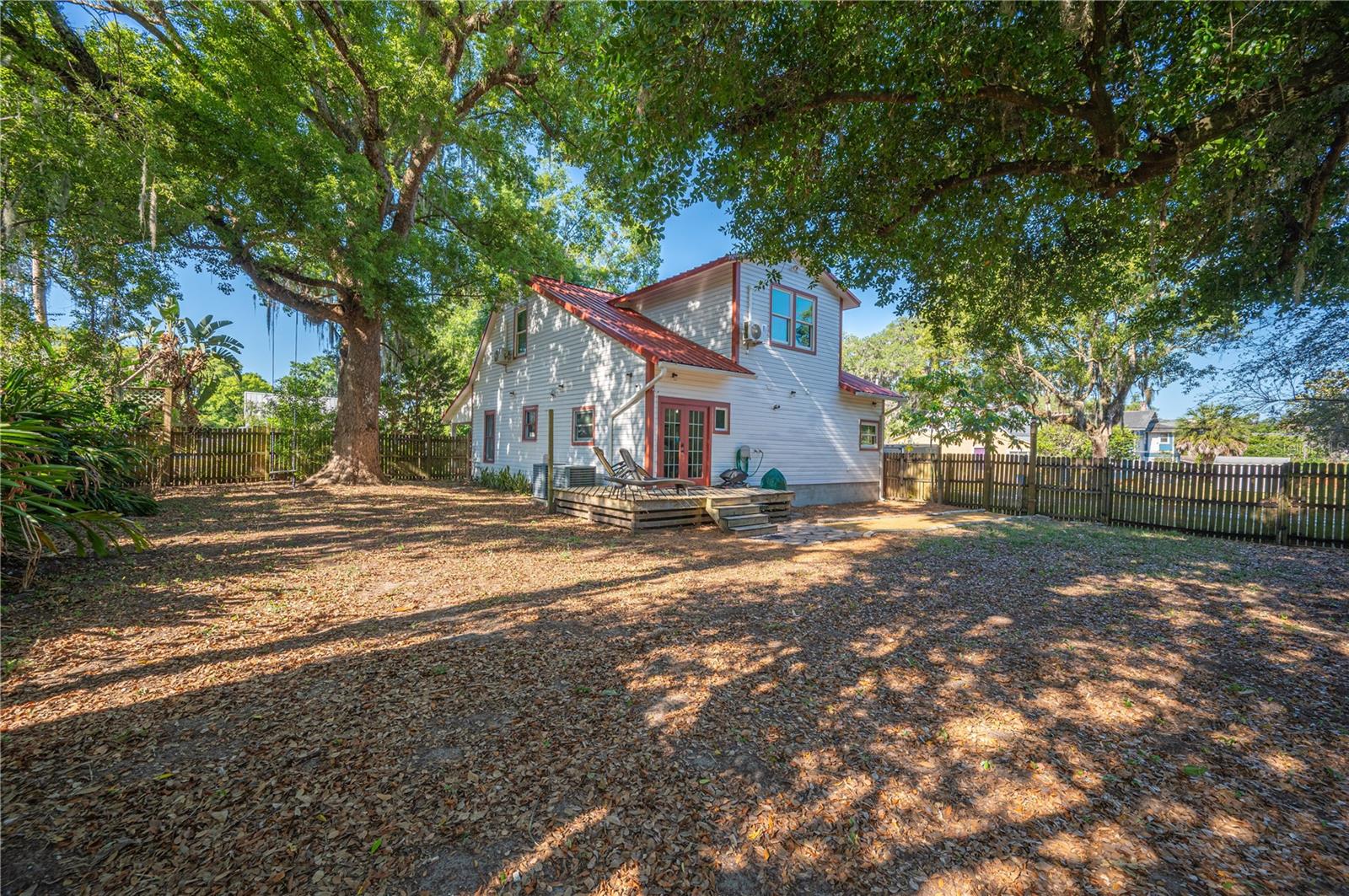 HOOKERS SUB - Residential