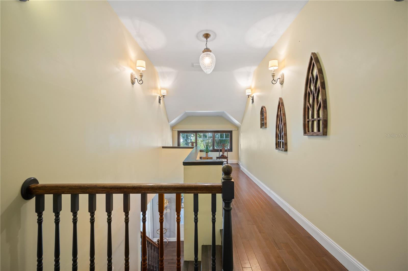 HOOKERS SUB - Residential