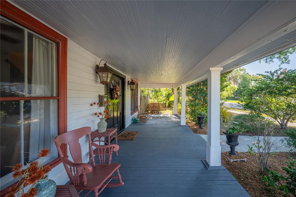 Photo of 810 E Church Street, Bartow, FL 33830 (MLS # L4960894)