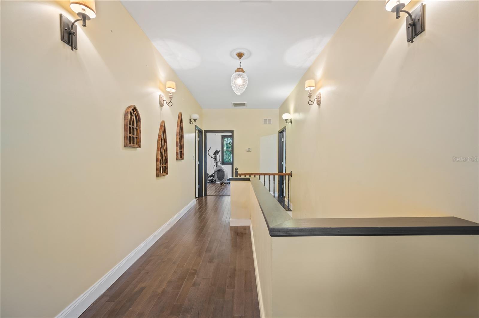 HOOKERS SUB - Residential