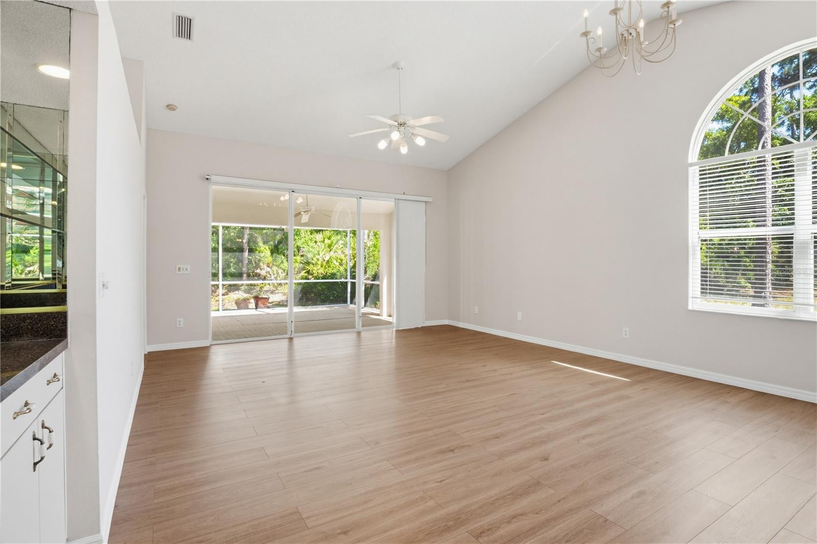 LONGWOOD VILLAS - Residential