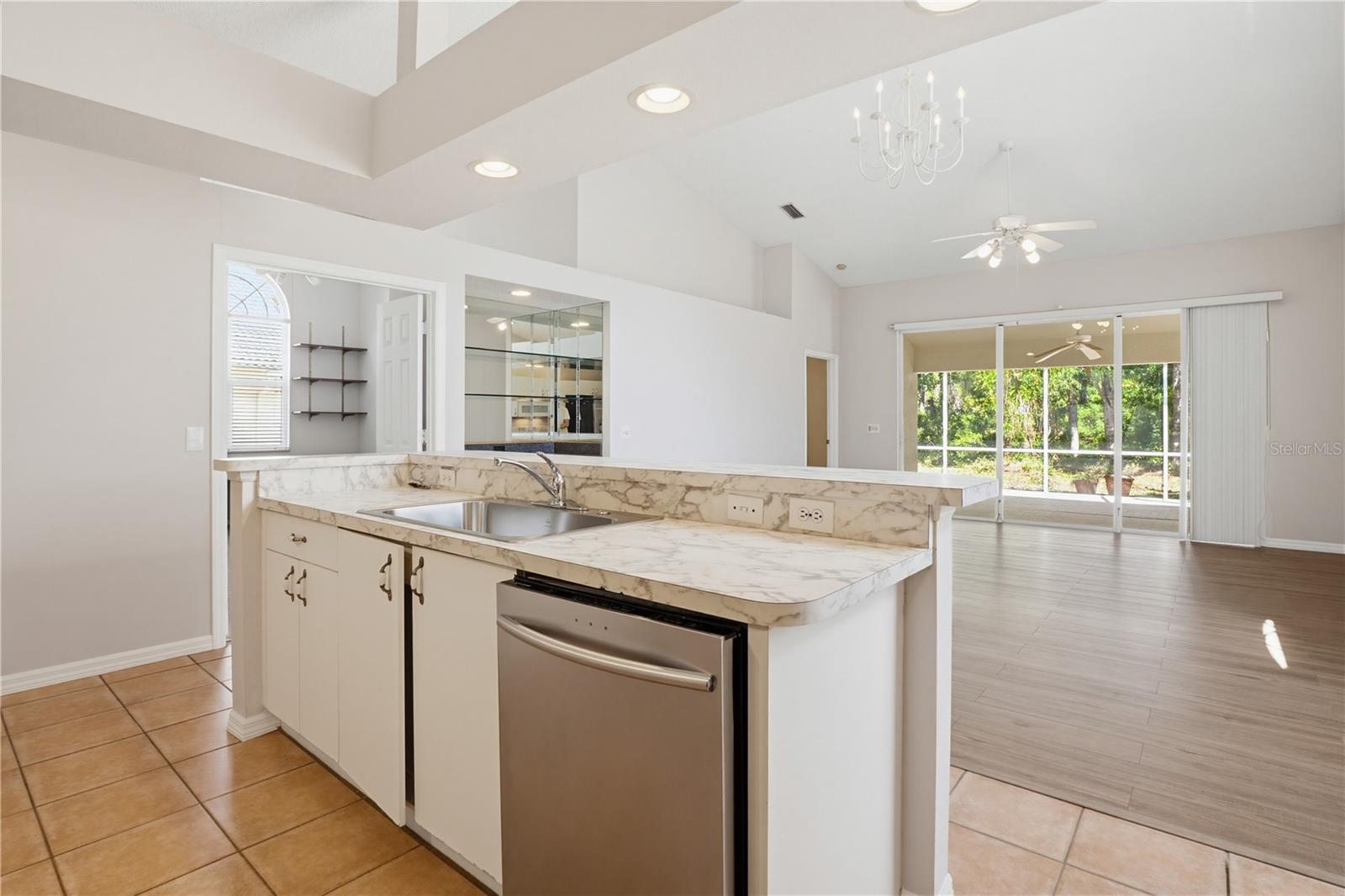 LONGWOOD VILLAS - Residential