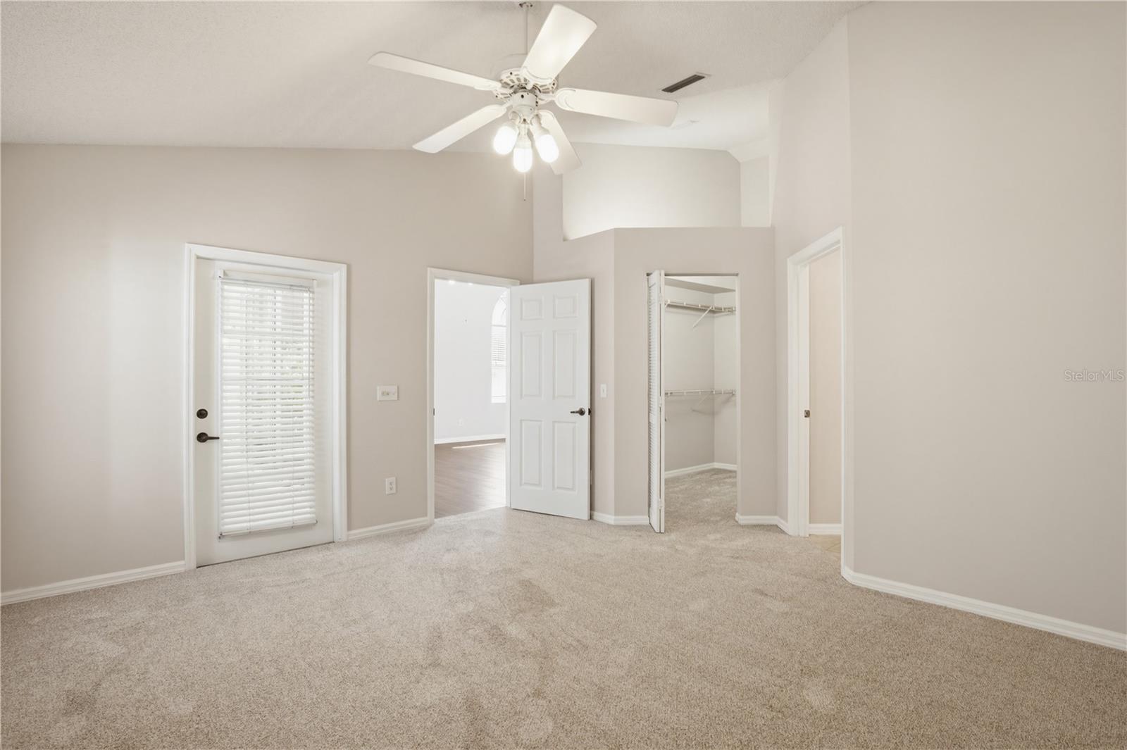 LONGWOOD VILLAS - Residential