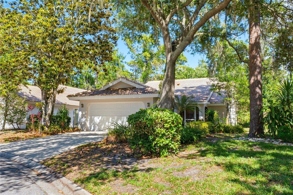 Photo of 4779 Tivoli Place, Sarasota, FL 34235 (MLS # A4693816)