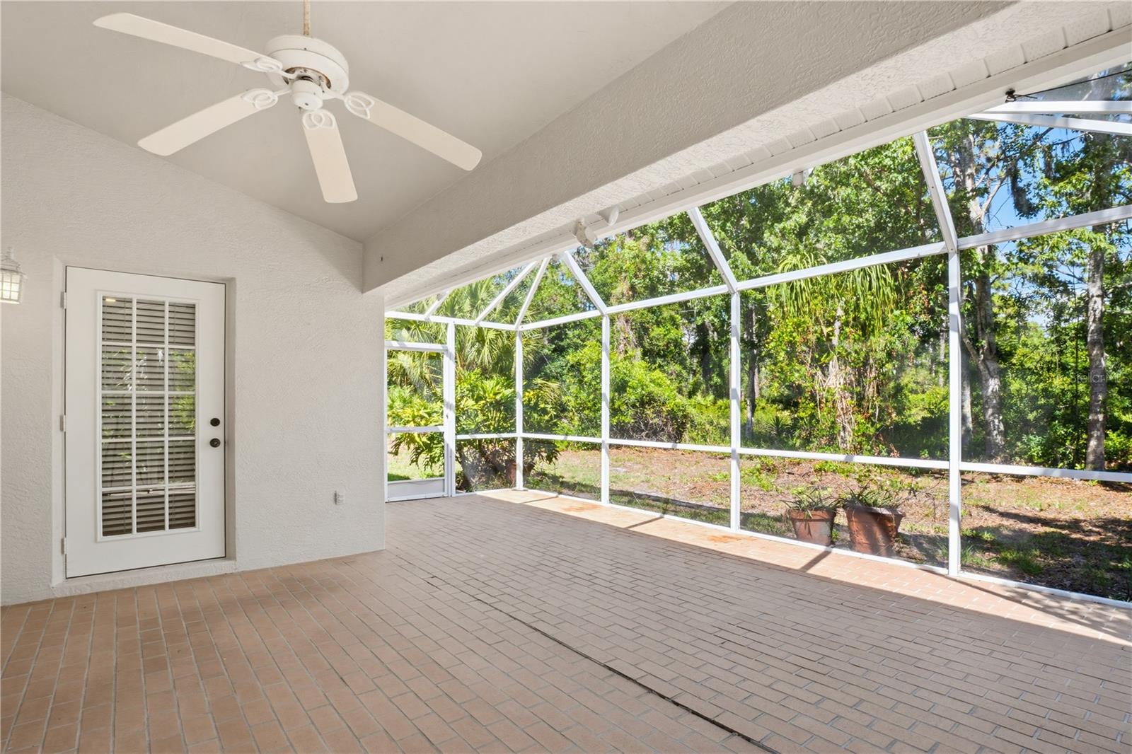 LONGWOOD VILLAS - Residential