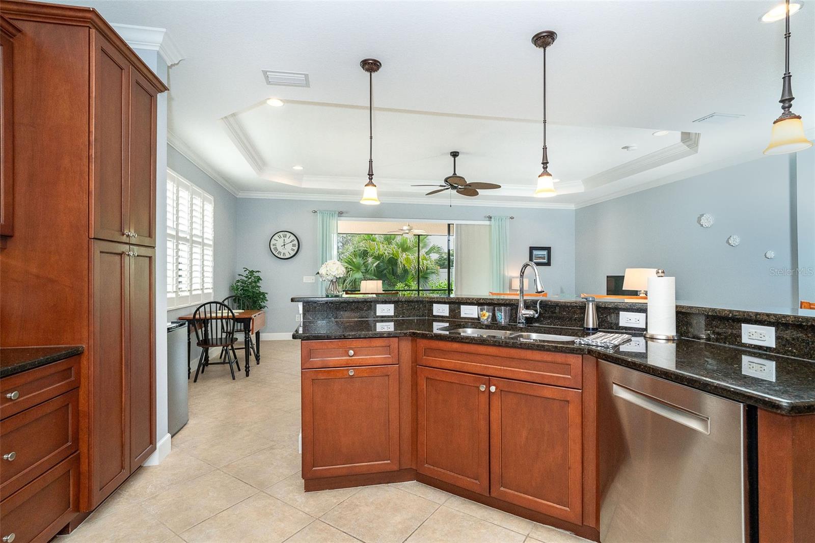 GRAND OAKS - Residential