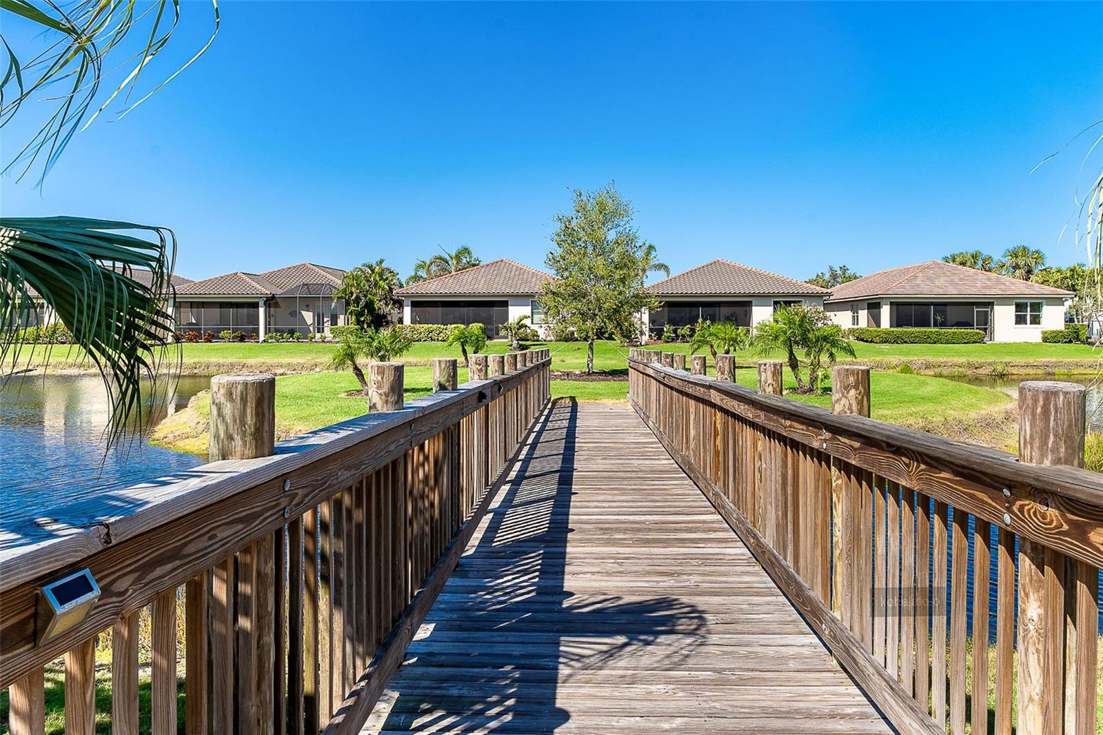 GRAND OAKS - Residential