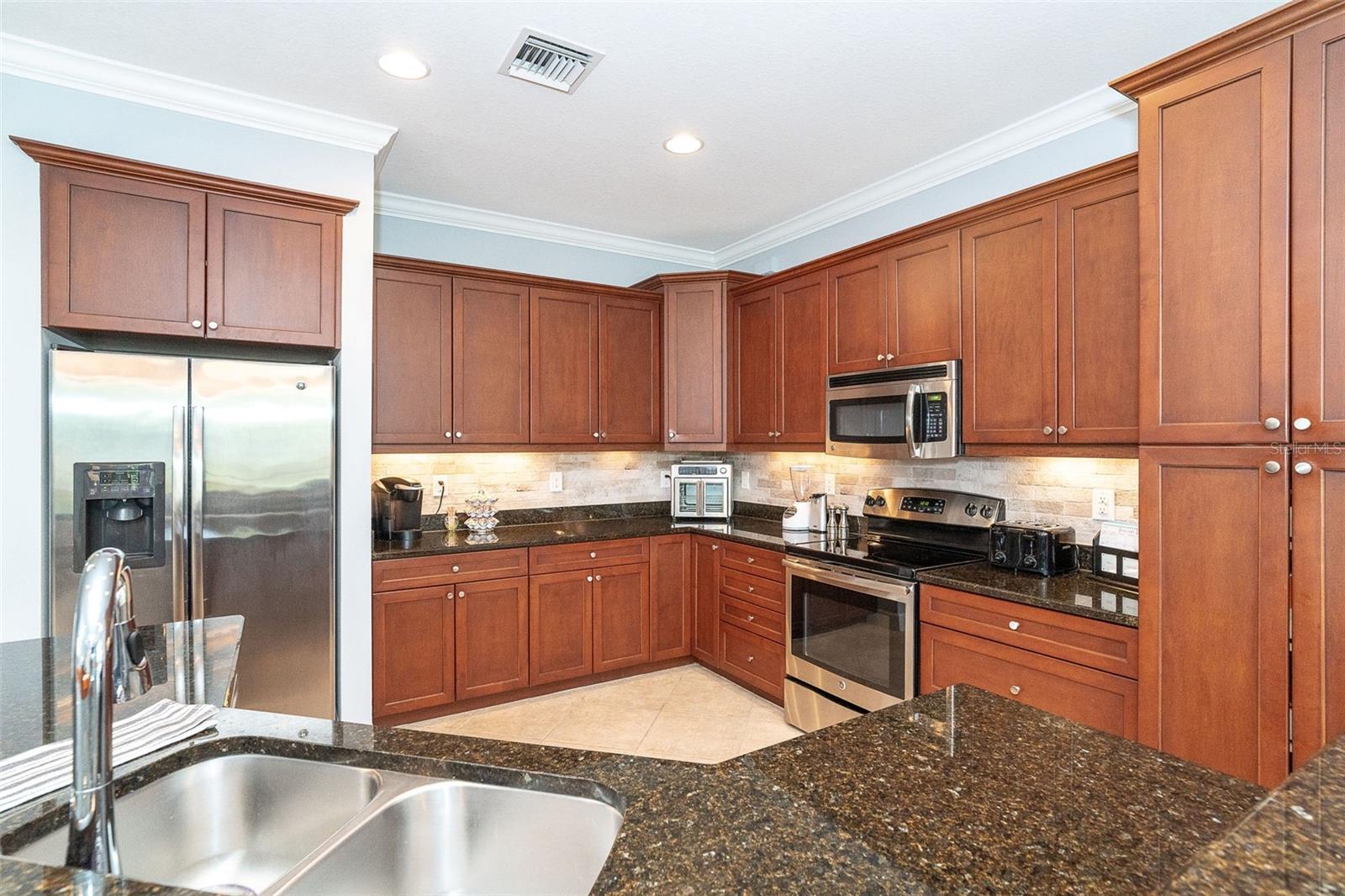 GRAND OAKS - Residential