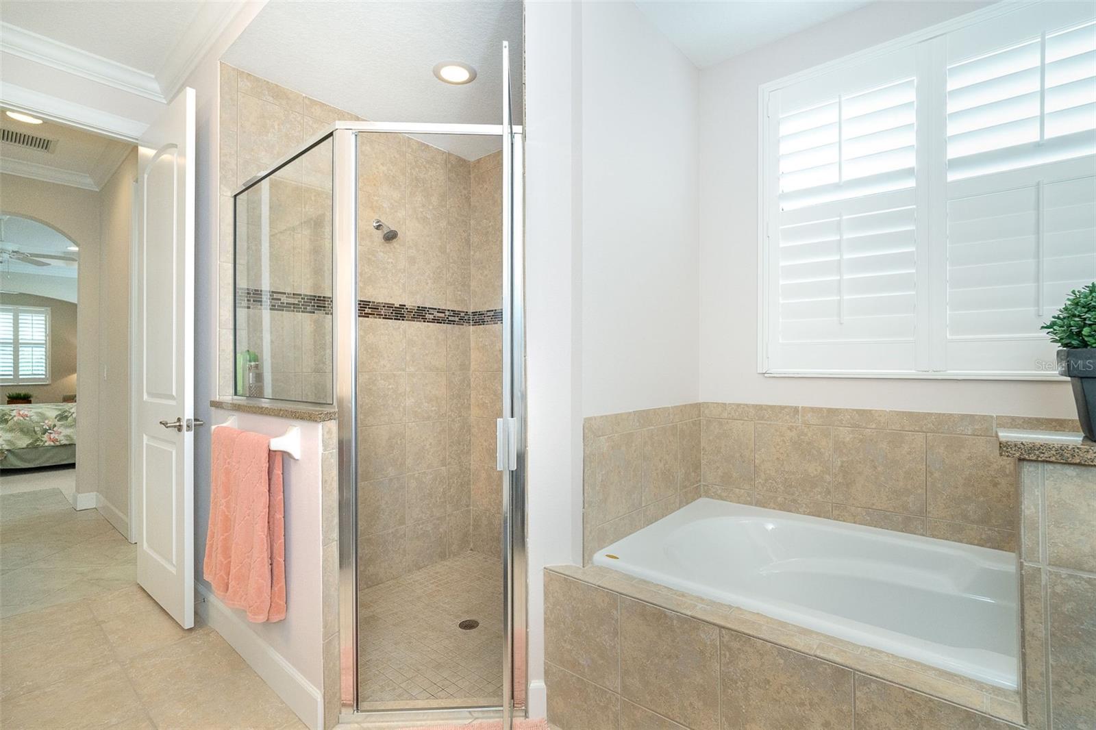 GRAND OAKS - Residential