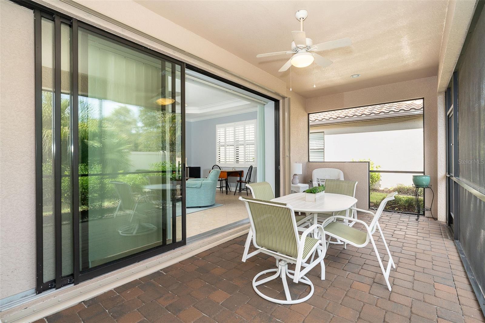 GRAND OAKS - Residential