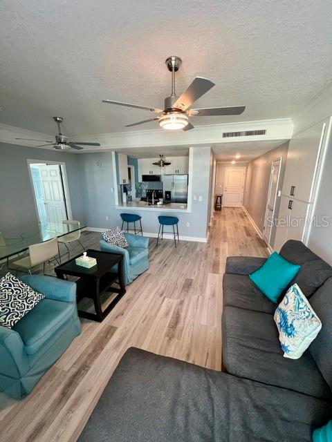 RENAISSANCE 1 - Residential Lease