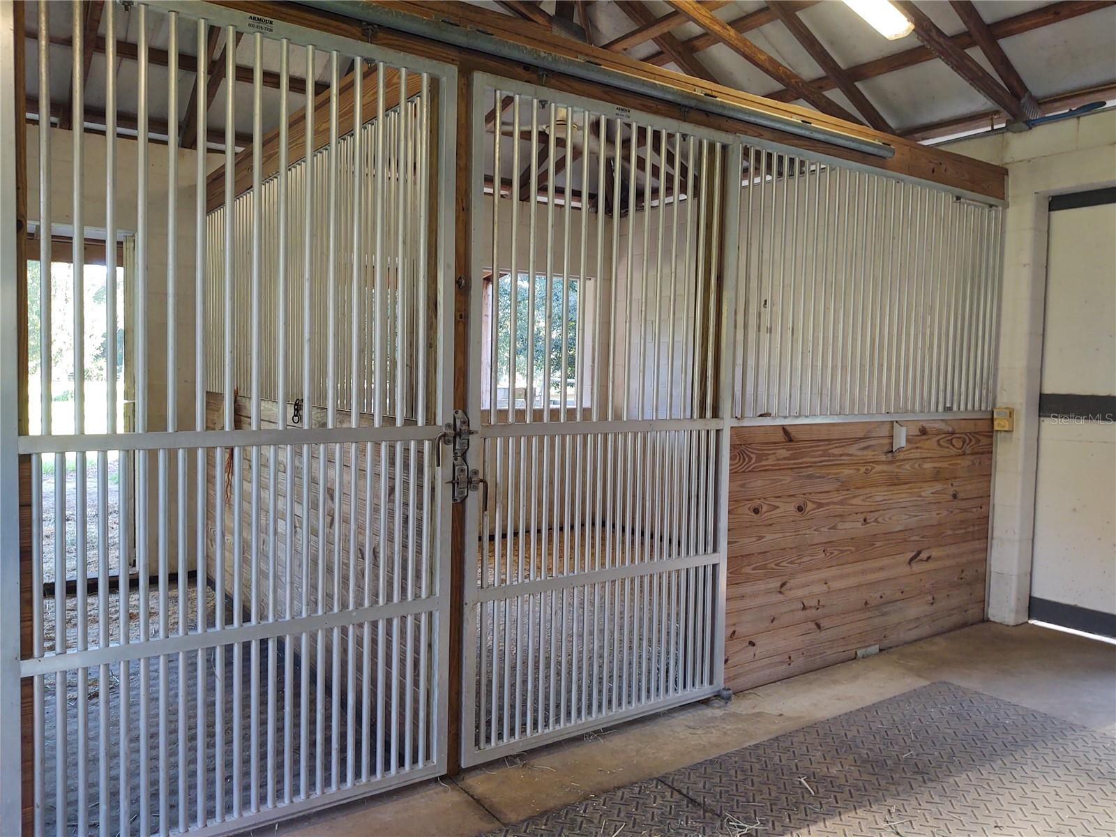 EQUESTRIAN OAKS - Residential Lease