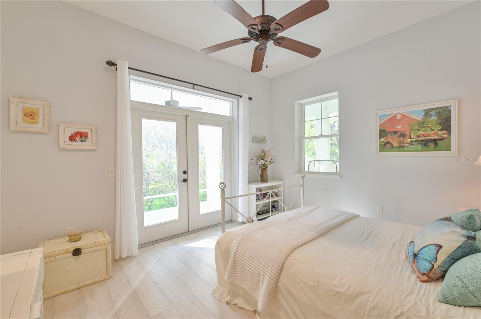 EQUESTRIAN OAKS - Residential Lease