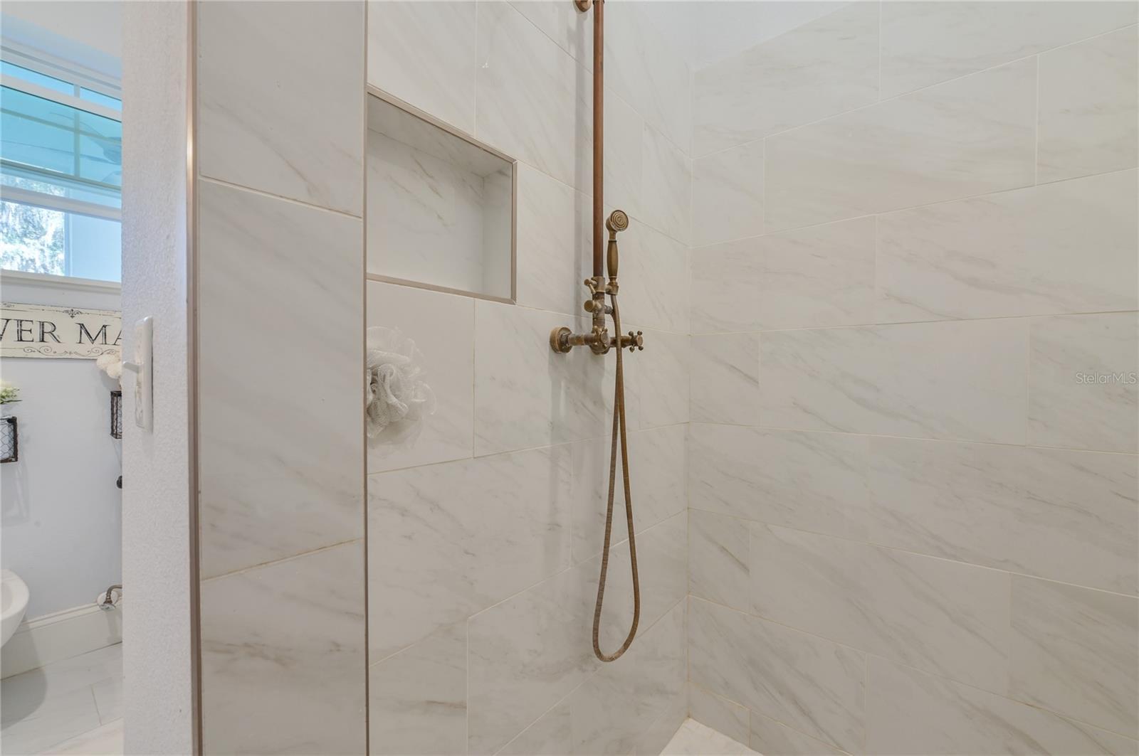 EQUESTRIAN OAKS - Residential Lease