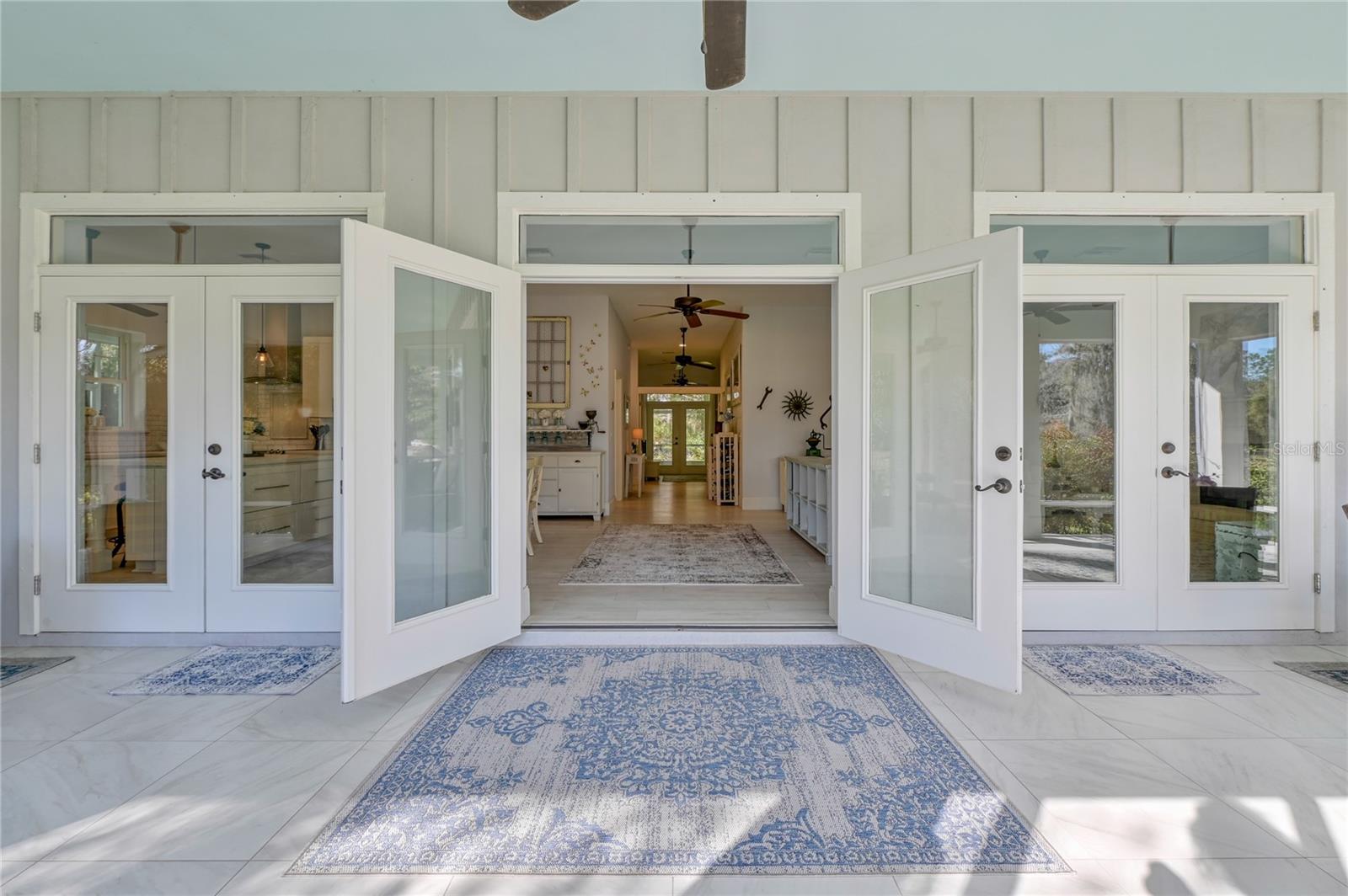 EQUESTRIAN OAKS - Residential Lease