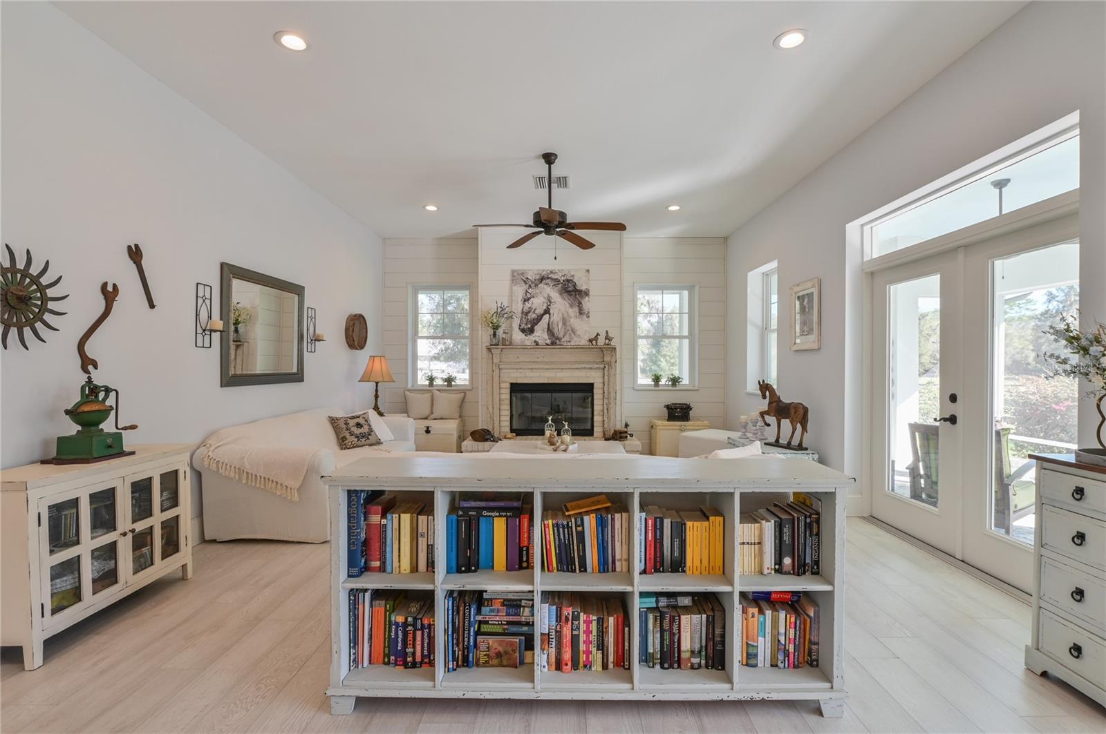 EQUESTRIAN OAKS - Residential Lease