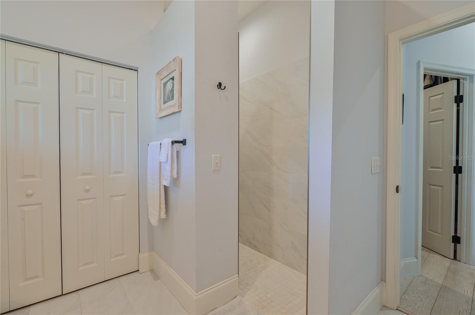 EQUESTRIAN OAKS - Residential Lease