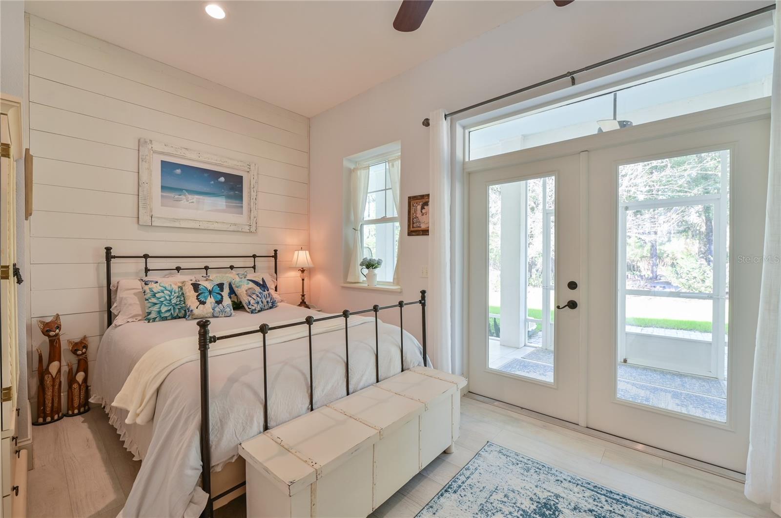 EQUESTRIAN OAKS - Residential Lease