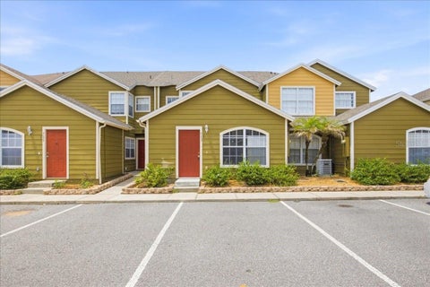 Photo of 713 Washington Palm Loop #Front Unit, Davenport, FL 33897 (MLS # O6425084)