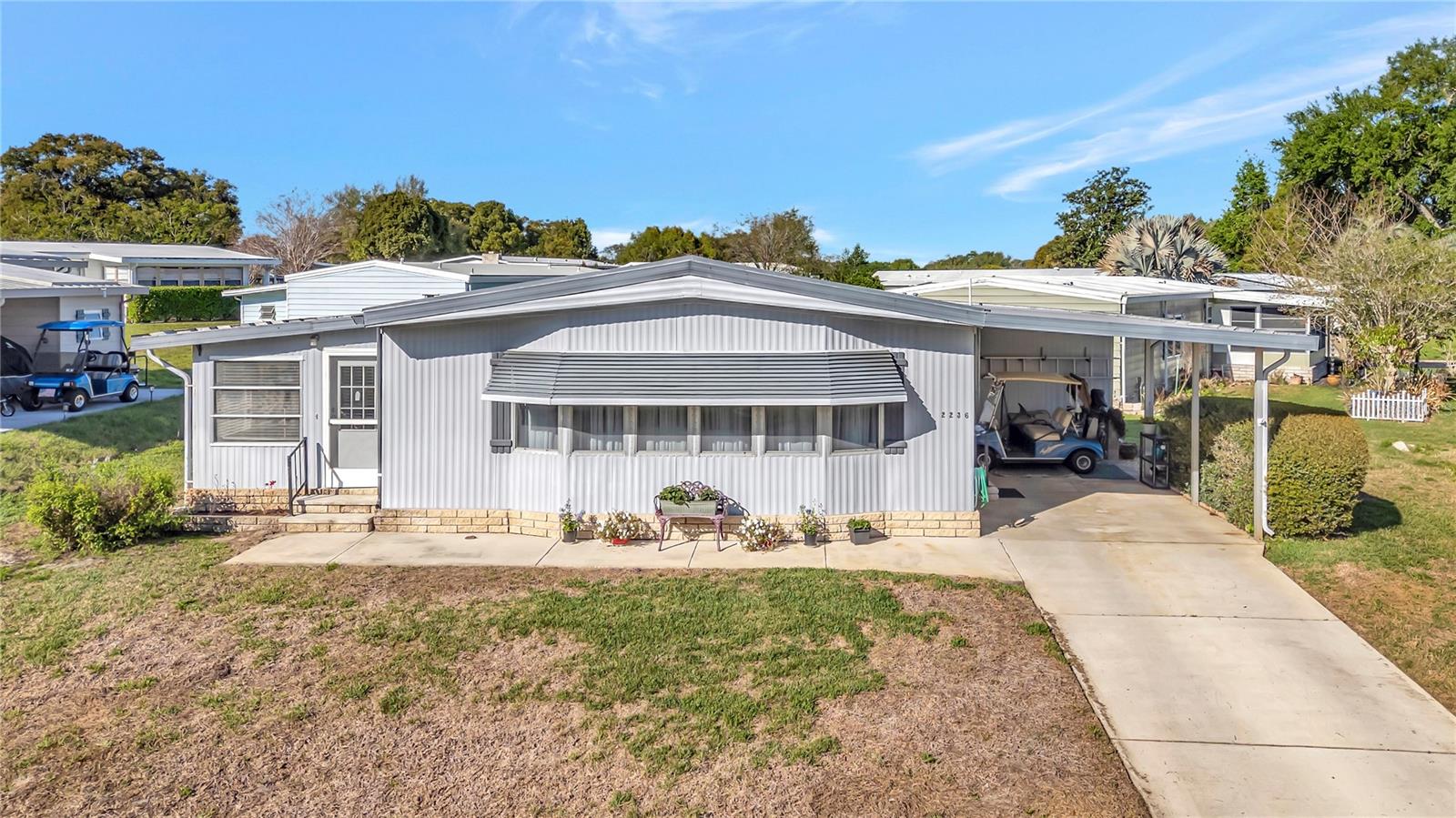 BANBURY VILLAGE CONDO - Residential