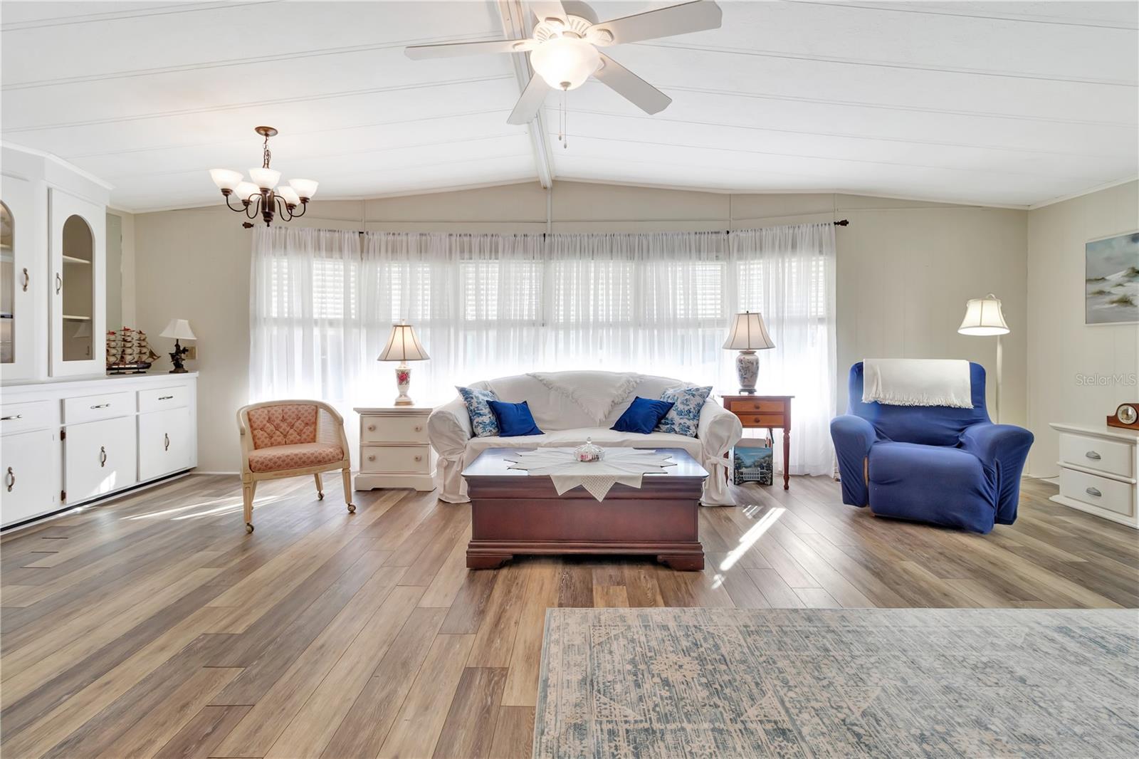 BANBURY VILLAGE CONDO - Residential