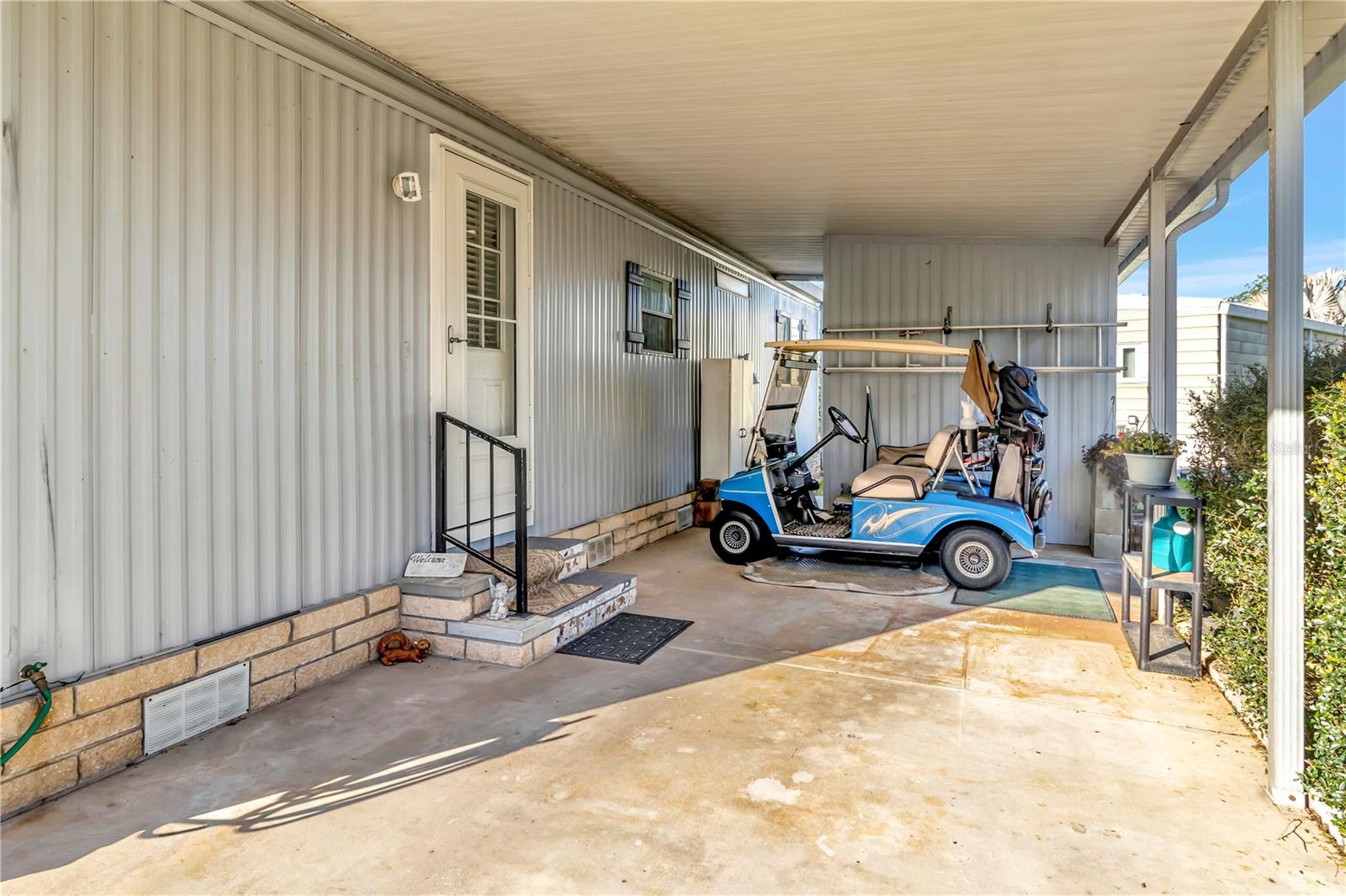 BANBURY VILLAGE CONDO - Residential