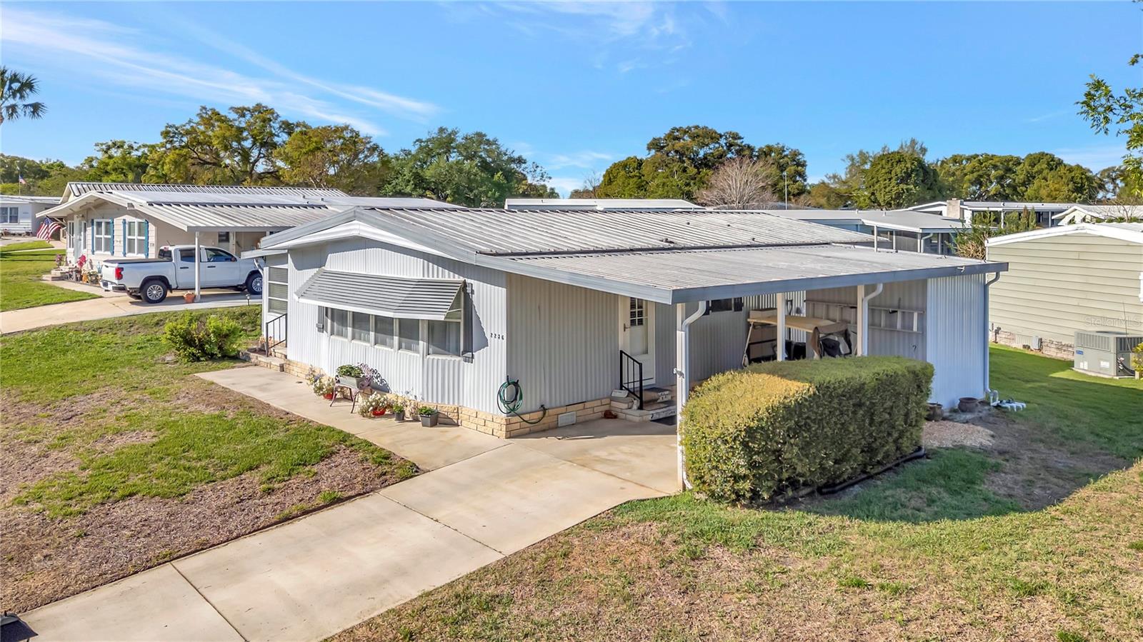 BANBURY VILLAGE CONDO - Residential