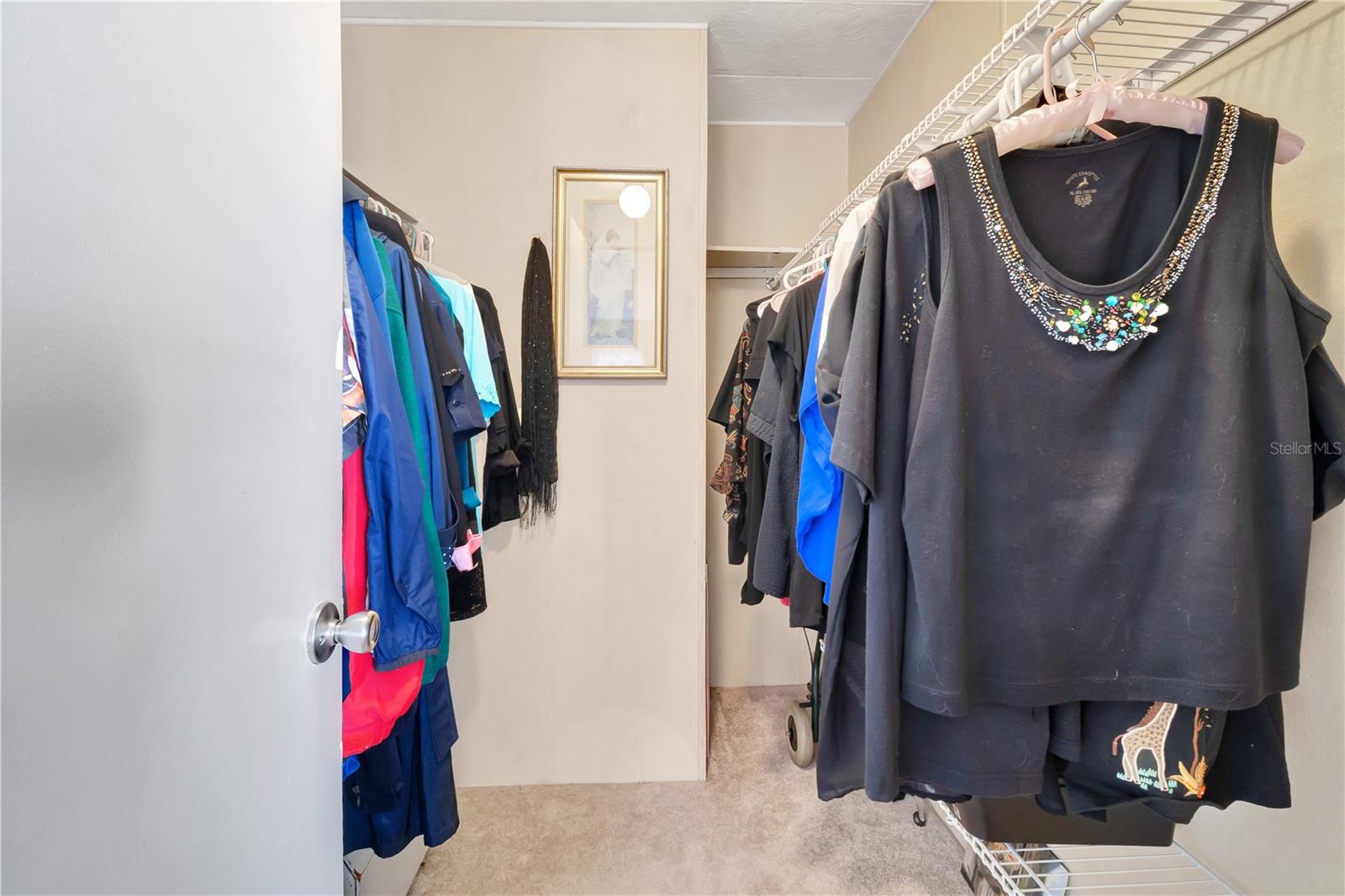 BANBURY VILLAGE CONDO - Residential